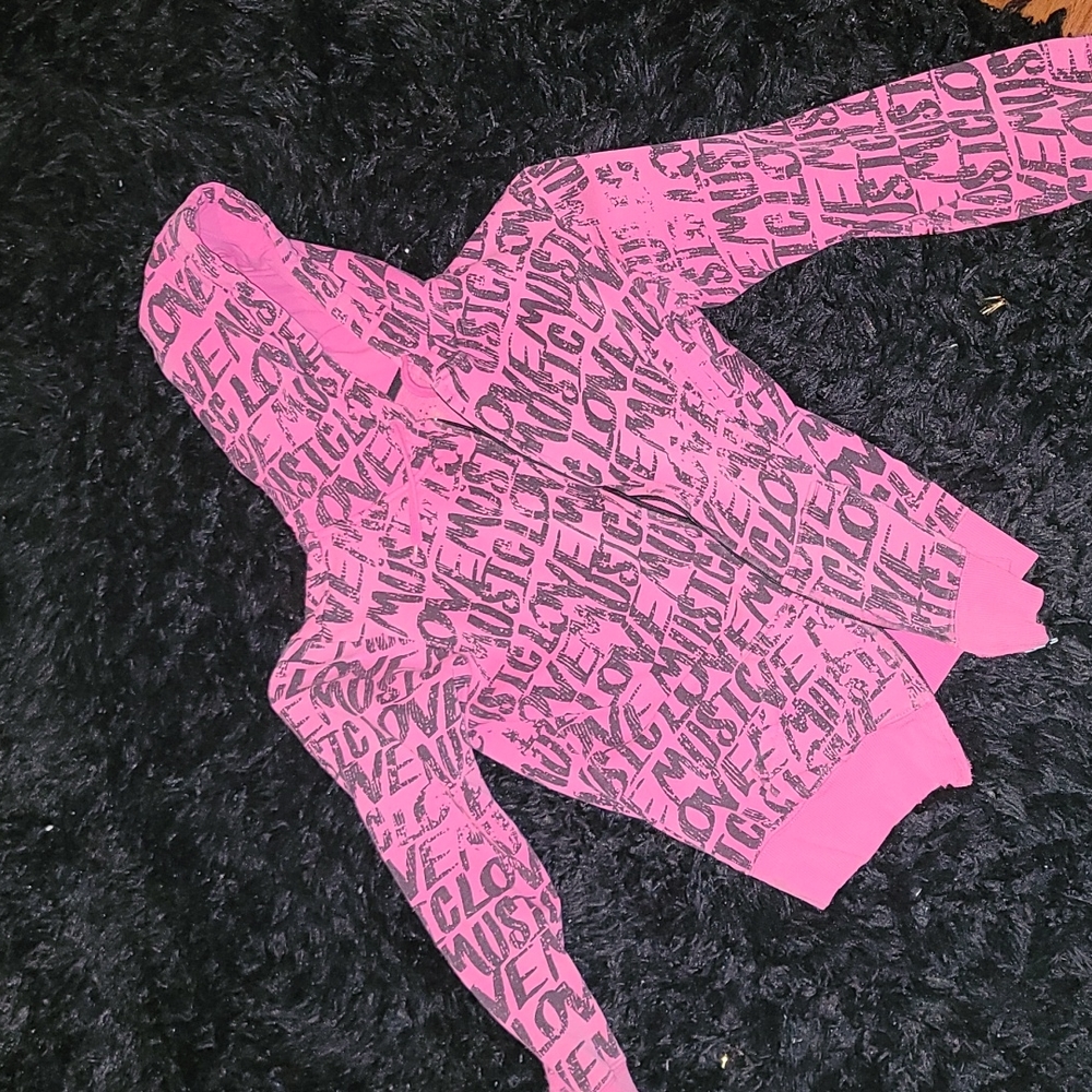 Pink music/love all-over print zip-up
